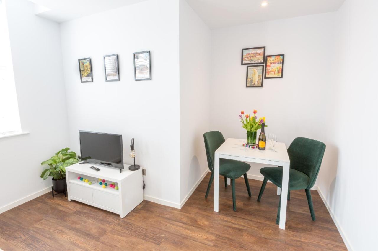 Chester Stays - Lovely Apartment In The Heart Of Chester With Free Parking Eksteriør billede