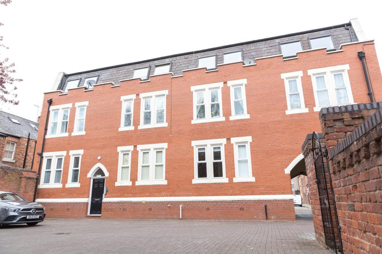 Chester Stays - Lovely Apartment In The Heart Of Chester With Free Parking Eksteriør billede